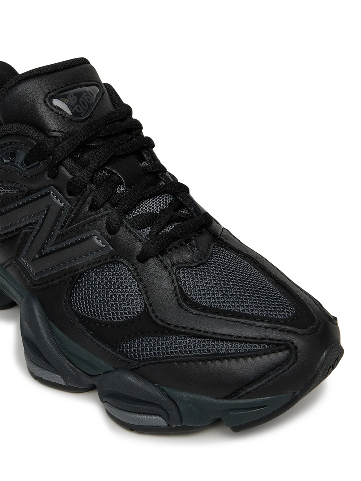 New Balance 9060 "Triple Black" U9060NRI – czarne sneakersy unisex